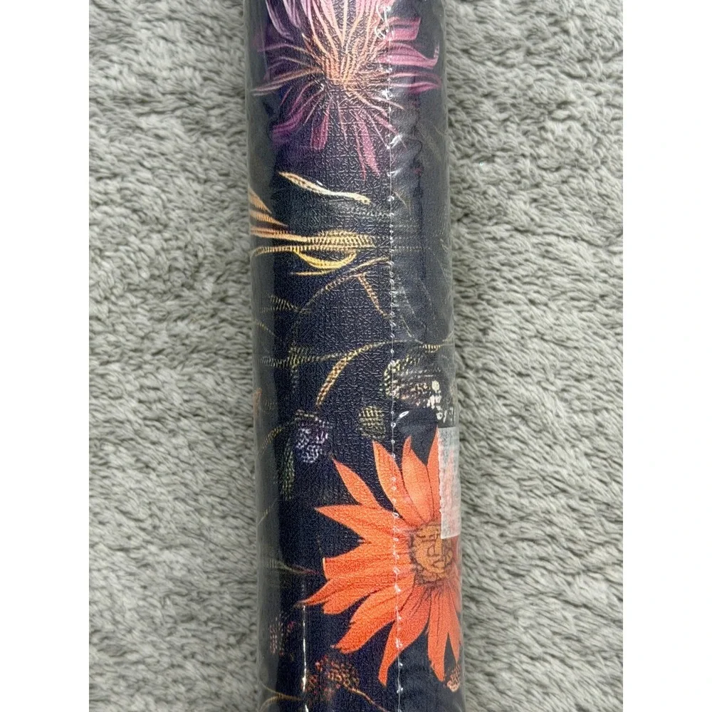Safiyya Peel and Stick Floral Wallpaper Bathroom Vinyl 2m Roll TM1322 Navy Blue
